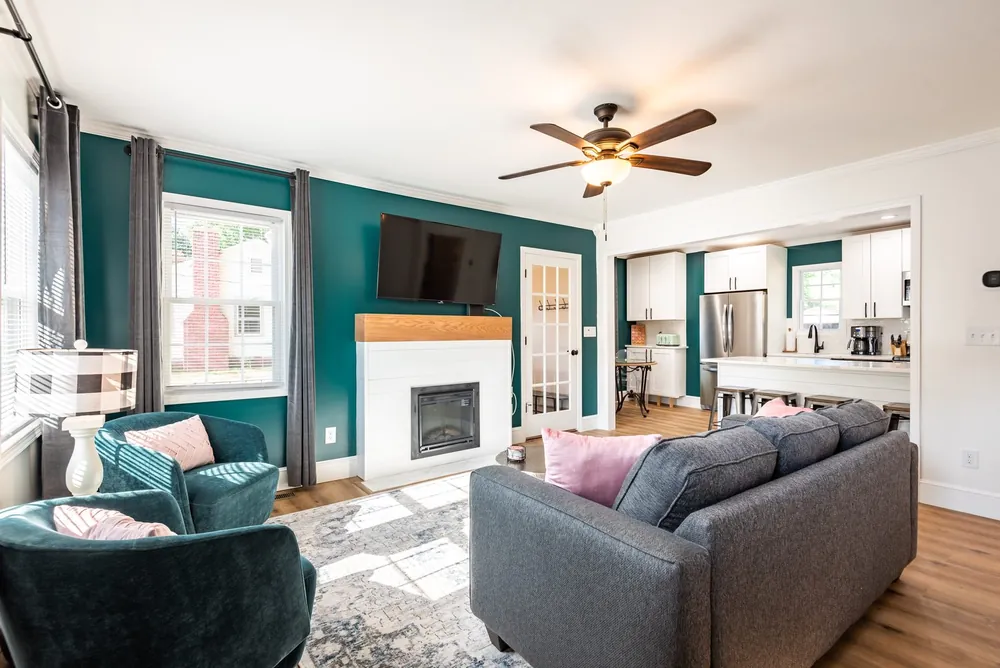 Cauthen Main House — Emerald Pineapple