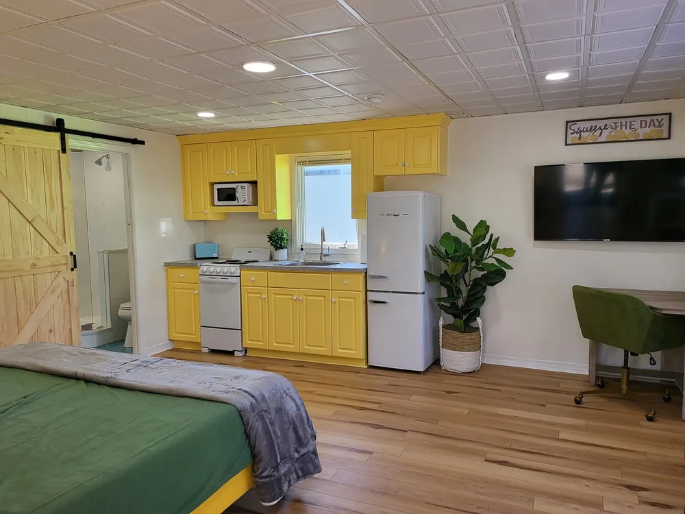 Little Lemon — Rock Hill Collection